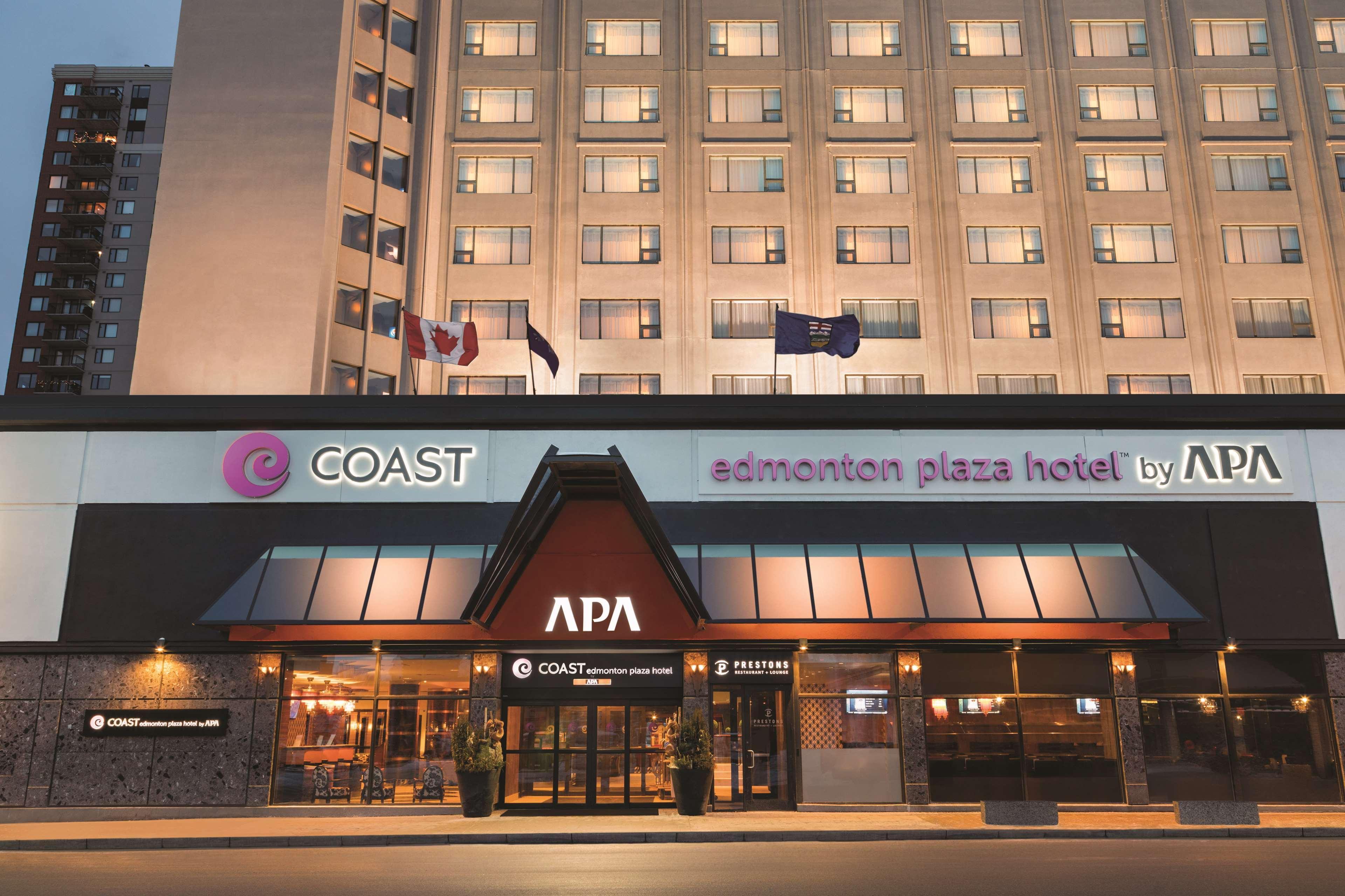 โคสต์ เอ็ดมอนตัน พลาซ่า โฮเทล บาย เอพีเอ Hotel เอดมันตัน ภายนอก รูปภาพ